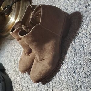 Tan   Swayed booties